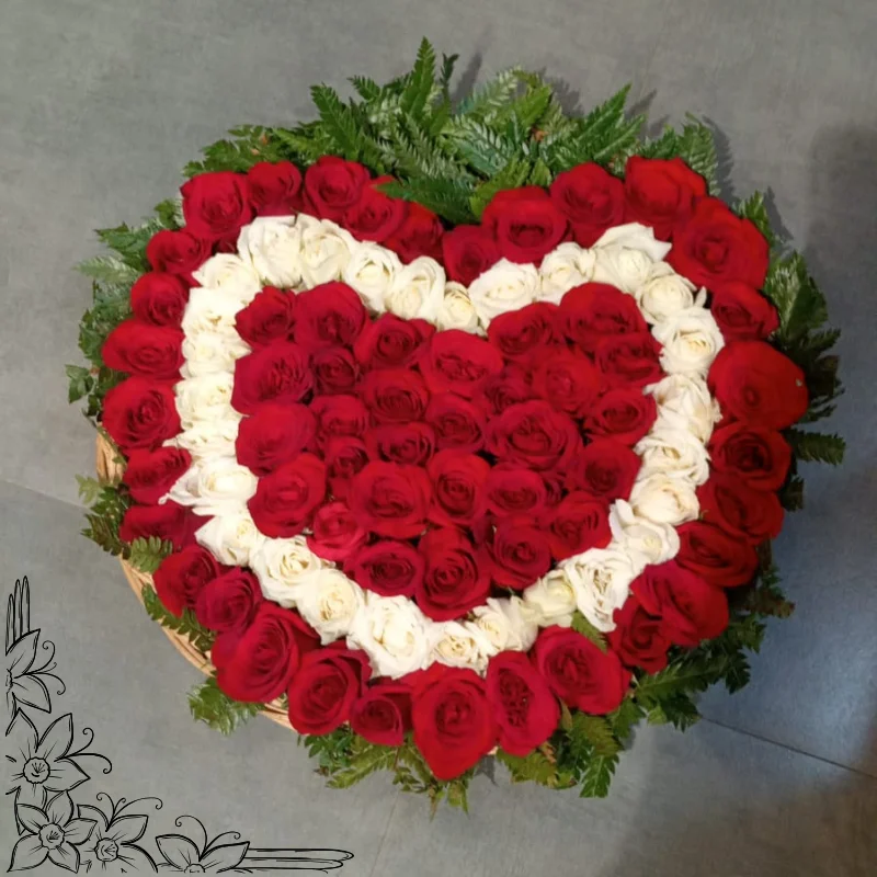 Red & White Roses Heart